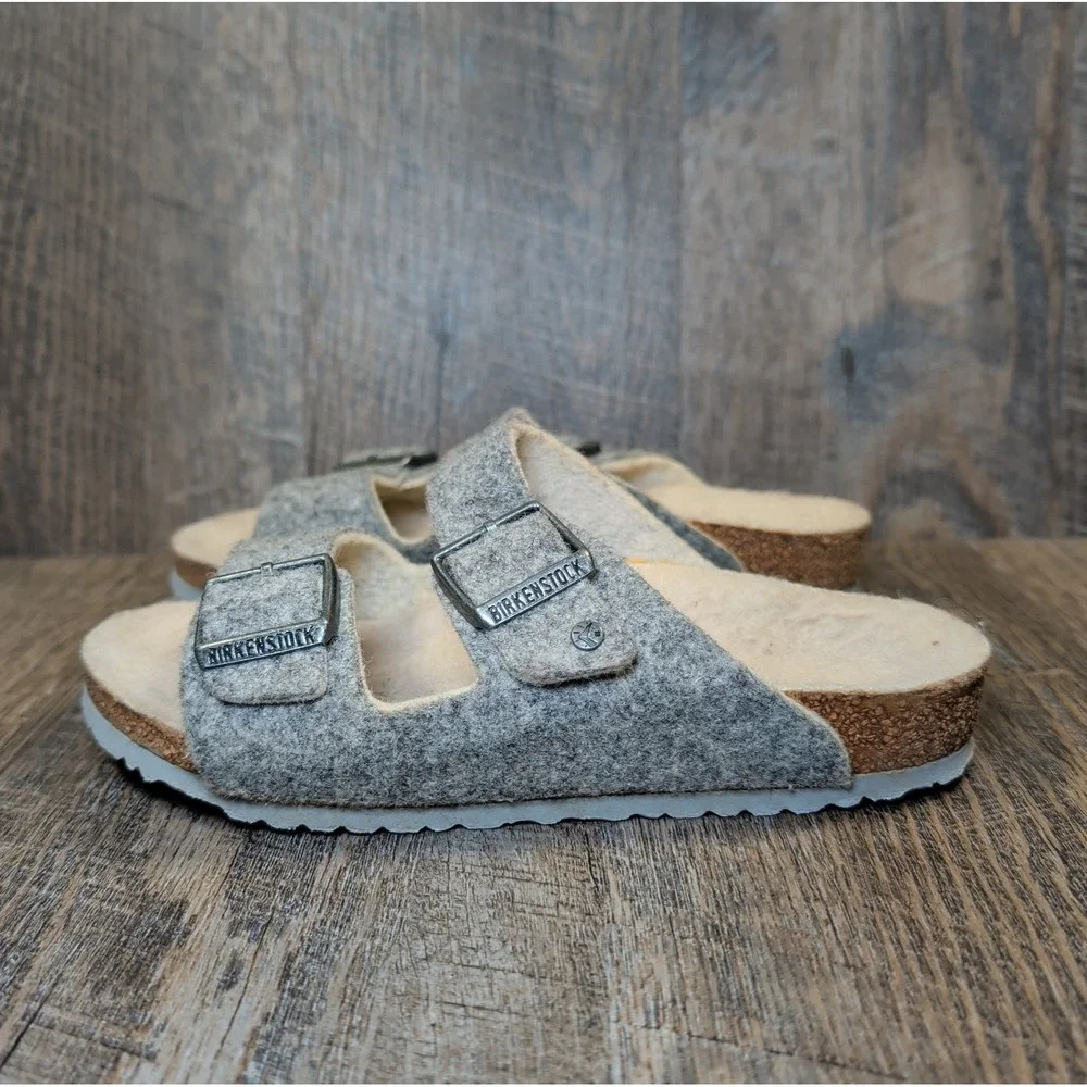 Birkenstock Arizona Rivet Gray Wool Shearling Buckle Sandals Girls Sz EU 33 US 2